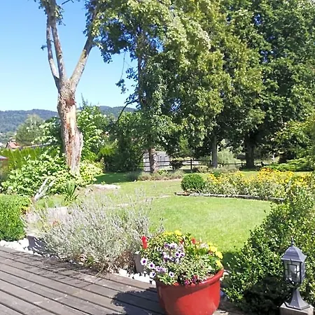 Chez Marlyse-chambres Et Table D'hotes Bed & Breakfast