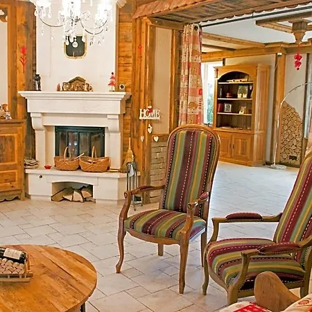 Chez Marlyse-chambres Et Table D'hotes Bed & Breakfast 3*