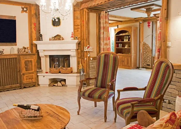 Chez Marlyse-chambres Et Table D'hotes 住宿加早餐酒店 莫河畔圣莫利斯