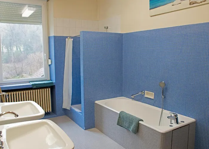 Chez Marlyse-chambres Et Table D'hotes 住宿加早餐酒店 莫河畔圣莫利斯